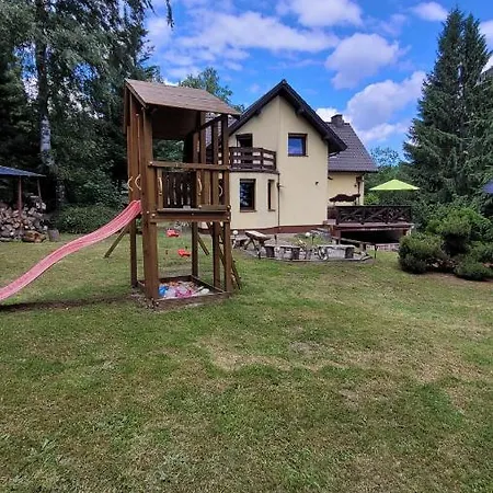 Dom Majka Z 5 Sypialniami Prázdninový dům